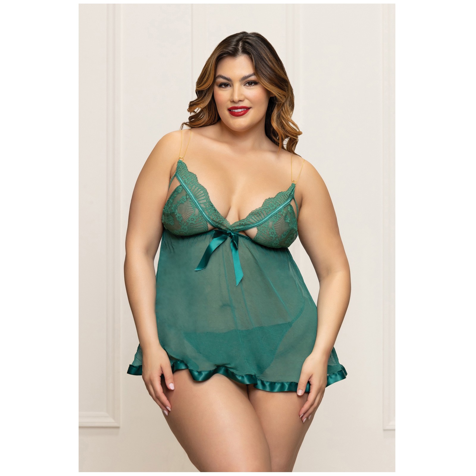 Babydoll de Encaje y Malla con Correas Doradas y Thong Verde